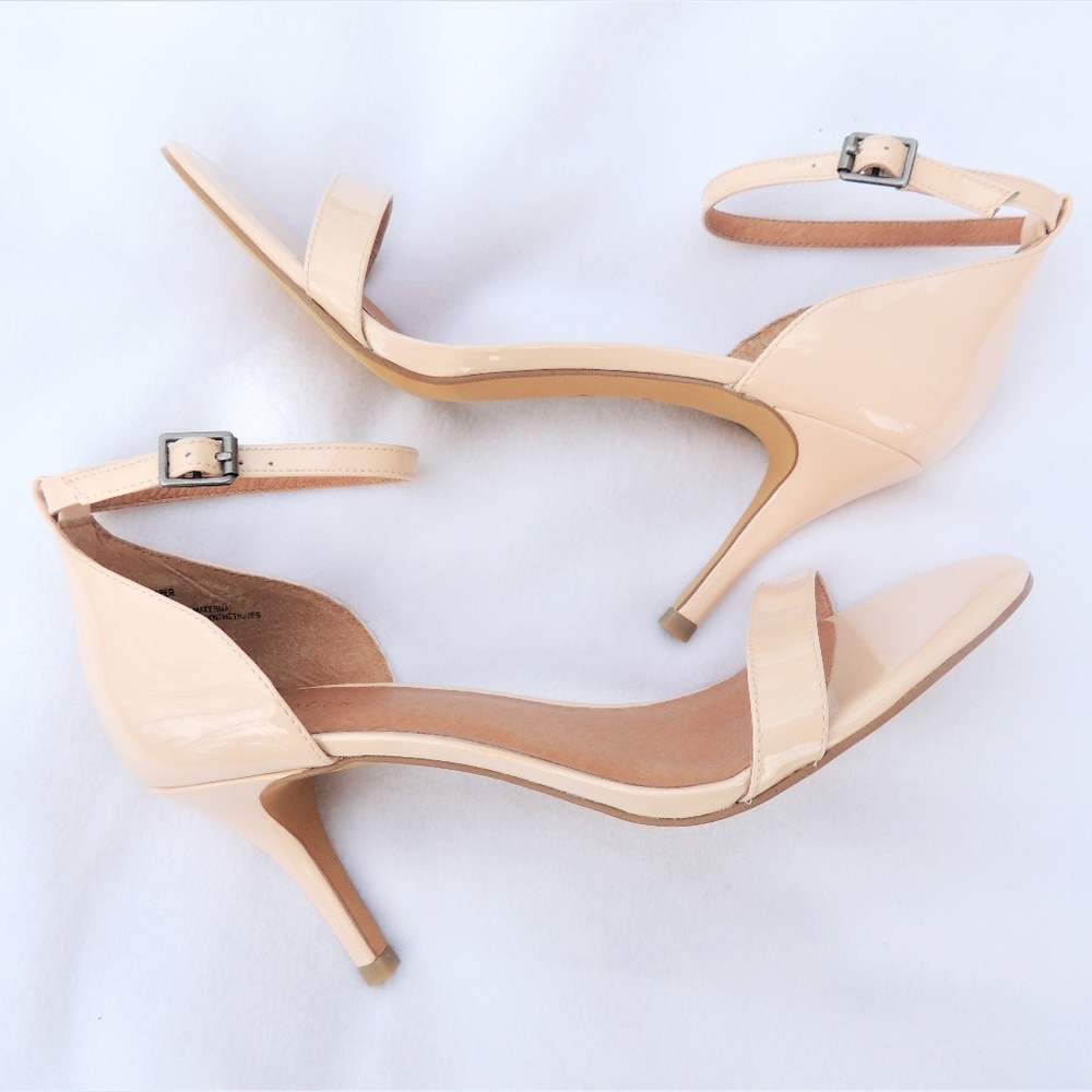 Halogen Nude Patent Ankle Strap Sandal sz 9